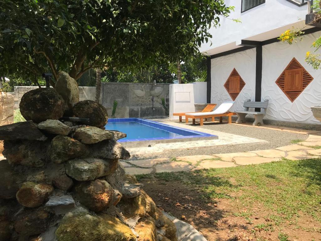 Peaceful Green Villa Унаватуна Экстерьер фото